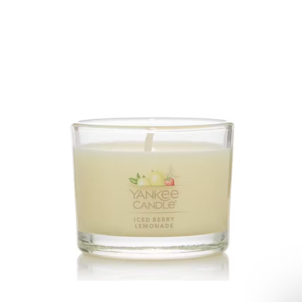 NWT Yankee Candle Iced Berry Lemonade Mini Scented Candle